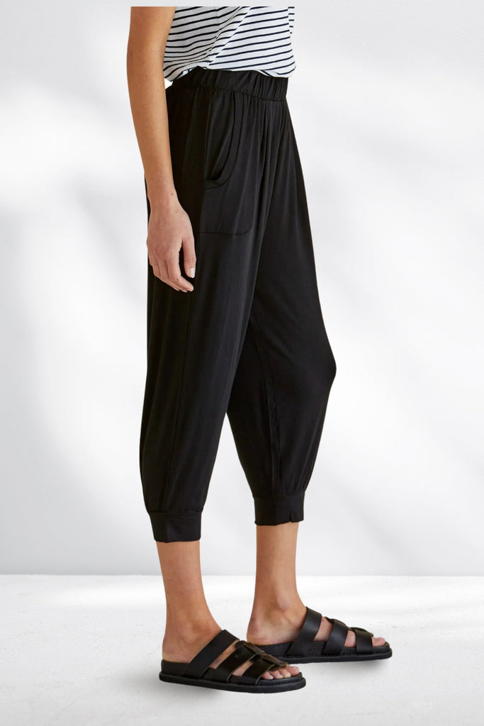 Betty Basics Tokyo 3/4 Pants From BoxHill