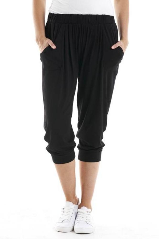 Betty Basics Tokyo 3/4 Pants From BoxHill