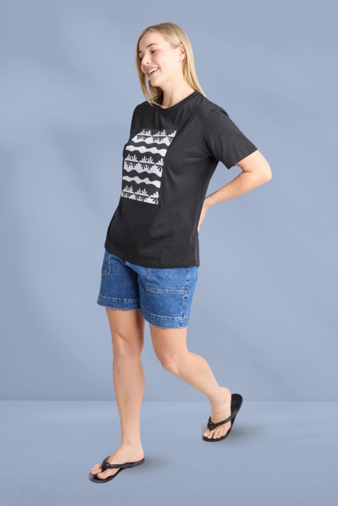 Elm Casa Tee Black From BoxHill