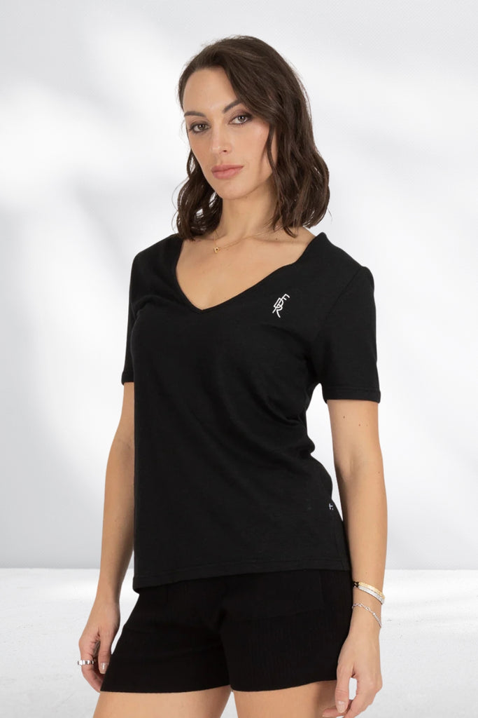 Federation V Present Tee FDR Black From BoxHill