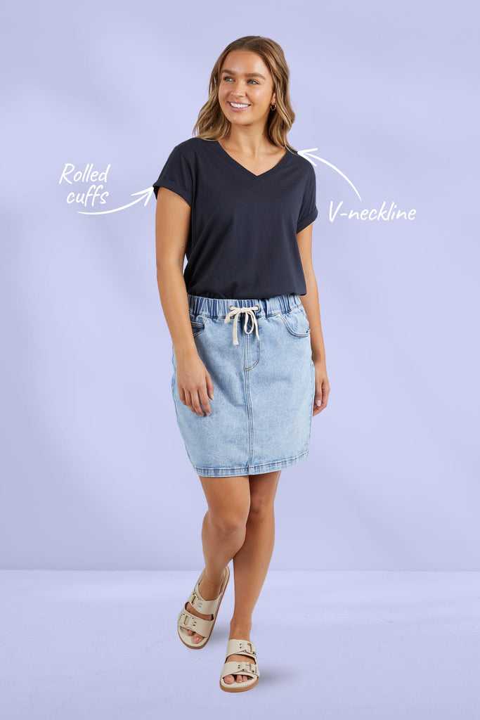 Foxwood Manly Vee Tee Black From BoxHill