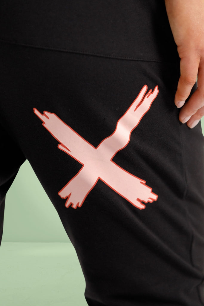 PRE-ORDER Homelee 3/4 Apartment Pants Black With Blossom Berry X From BoxHill