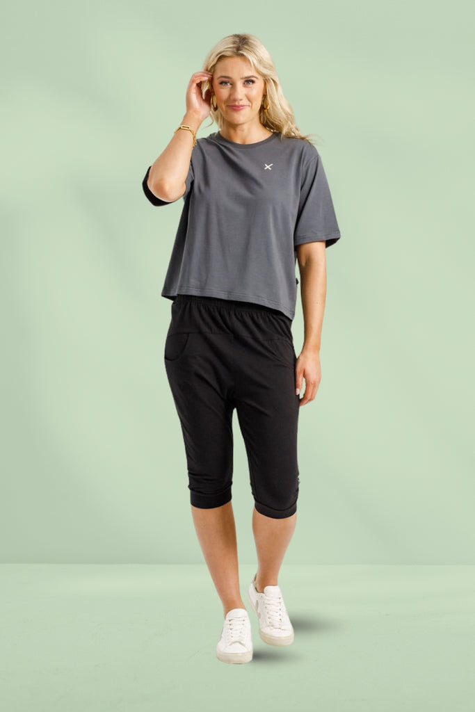 Homelee 3/4 Apartment Pants Black with Blossom Daisy X From BoxHill