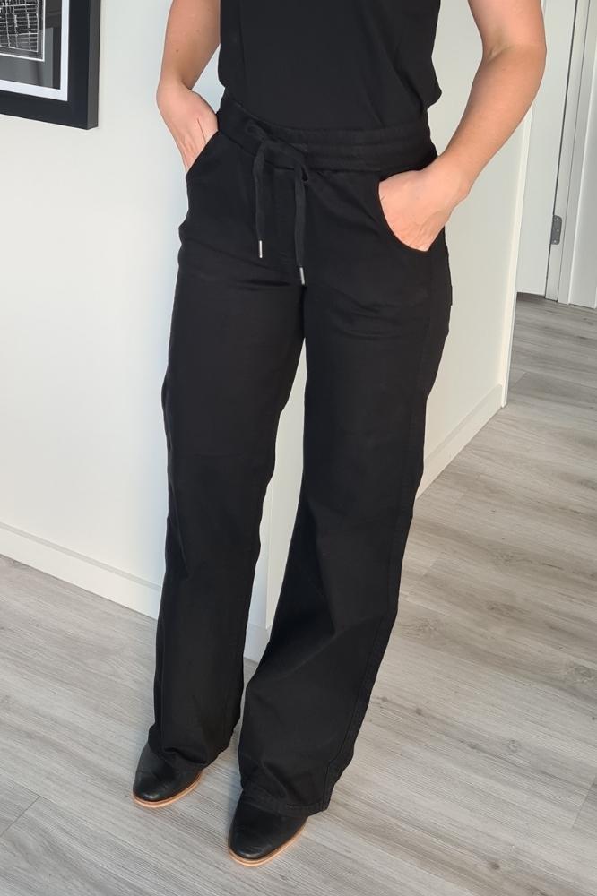 Home-Lee Jennifer Jeans Jet Black From BoxHill