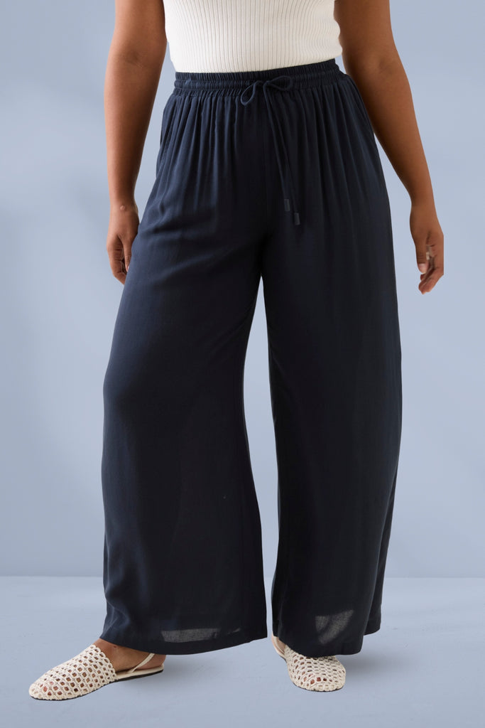 Isle of Mine Oline Pants Navy From BoxHill