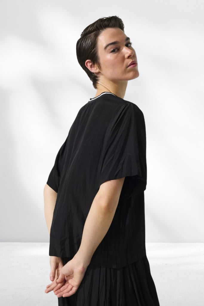 Marco Polo Crushed Travel Top Black From BoxHill