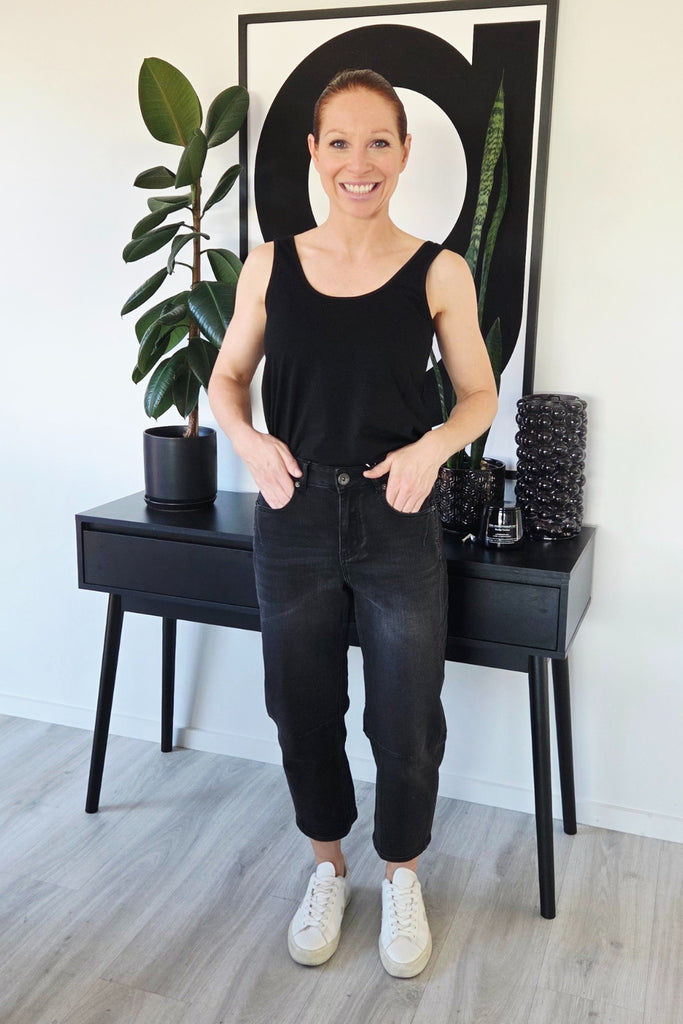 Monaco Toni Barrel Jeans Black From BoxHill