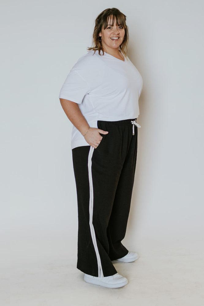 howdy moke moke pants white blackセット Moke Indiana Wide Leg Pants Black Moke